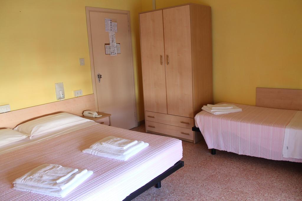 Hotel Ninfea Cervia Exteriör bild