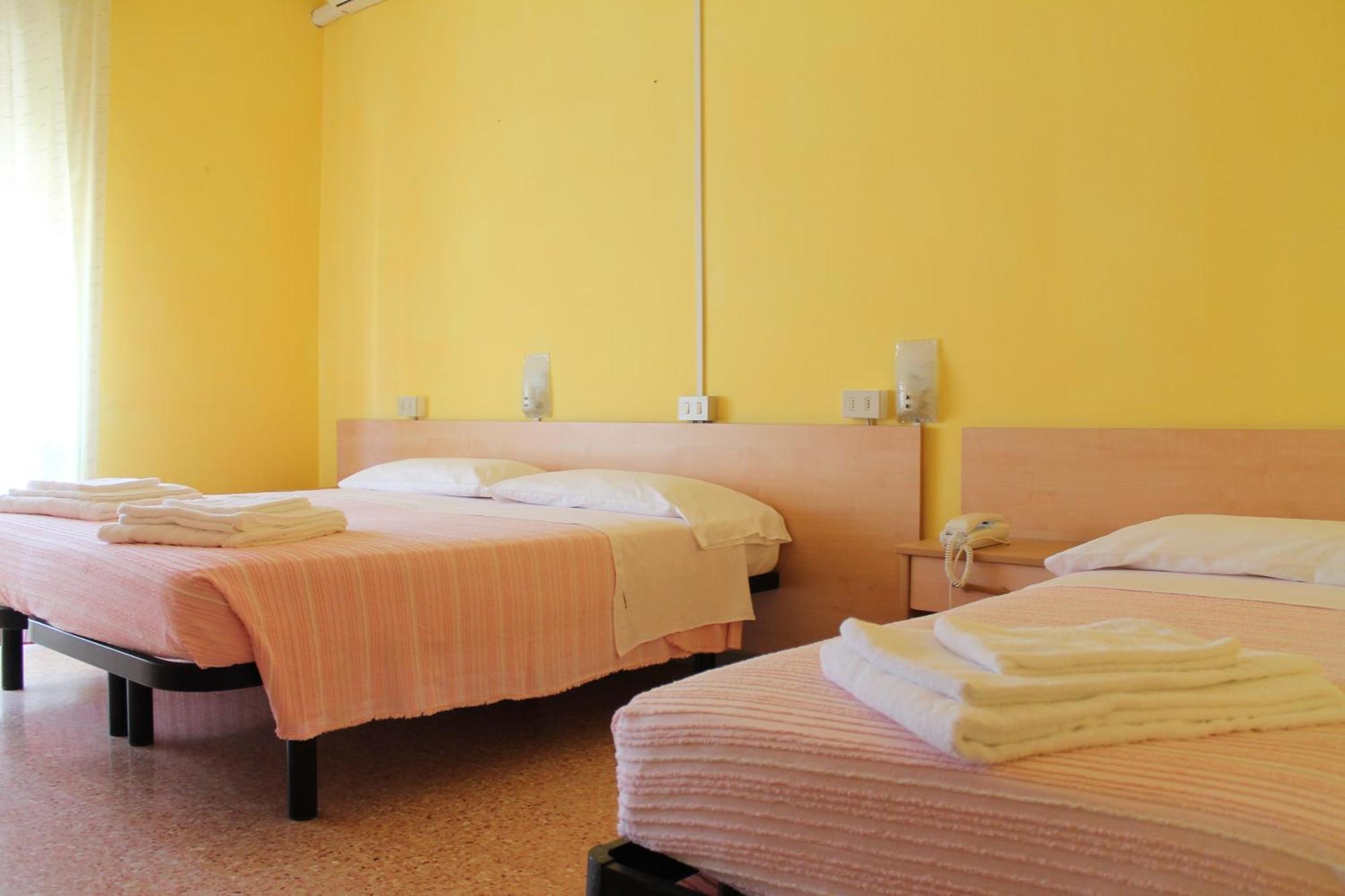 Hotel Ninfea Cervia Exteriör bild