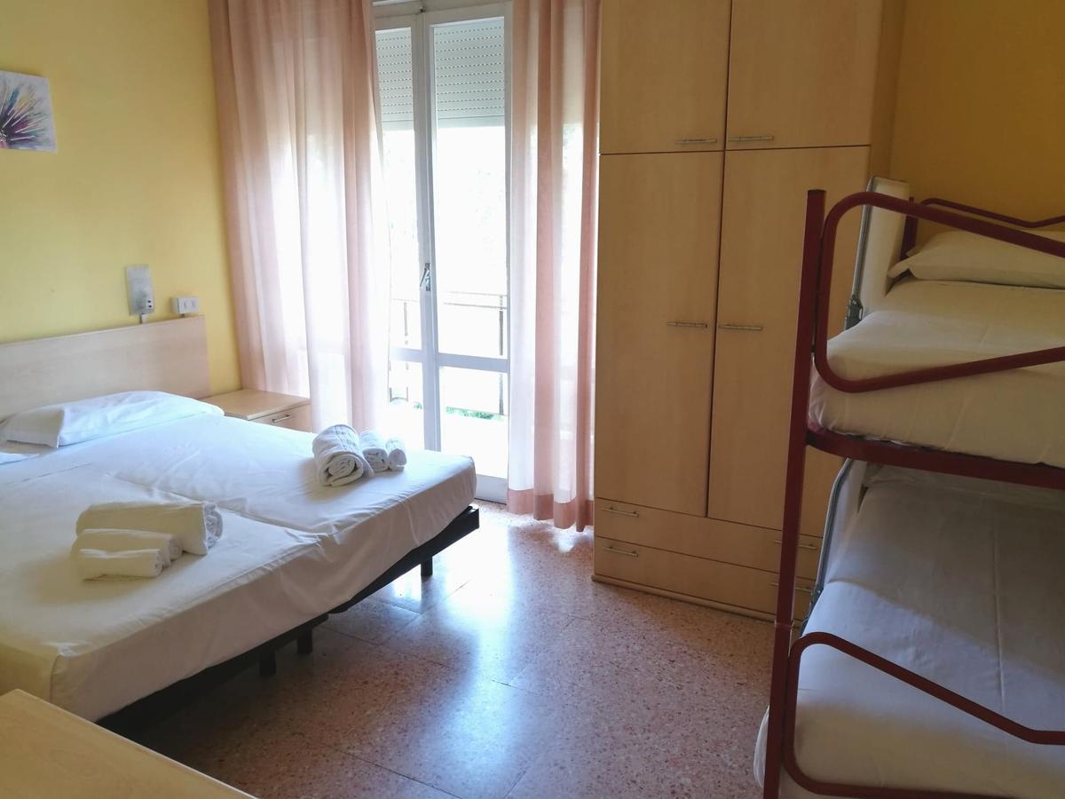 Hotel Ninfea Cervia Exteriör bild