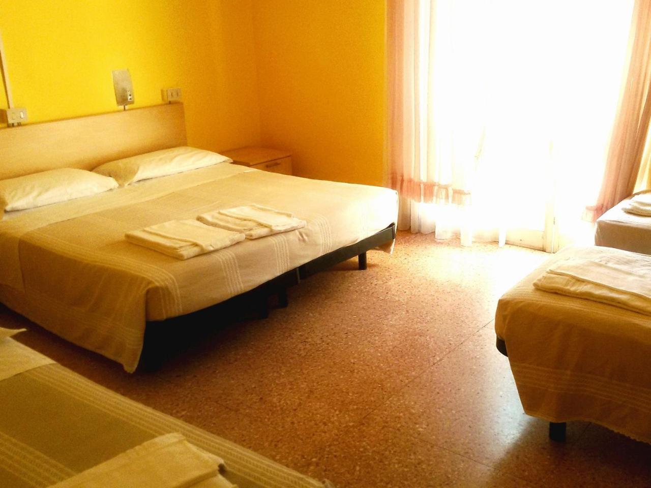 Hotel Ninfea Cervia Exteriör bild