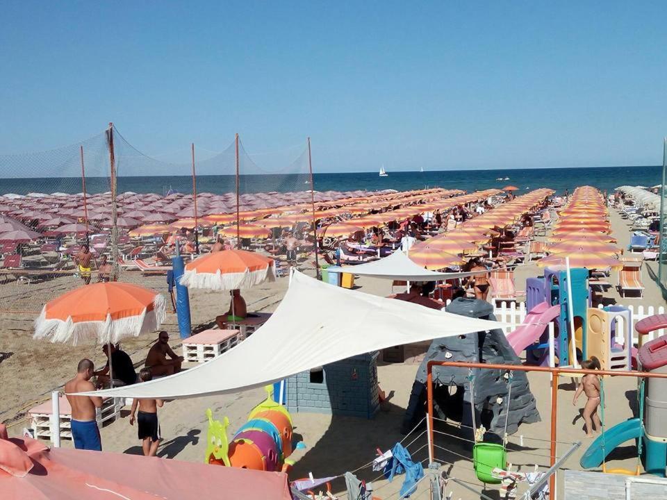 Hotel Ninfea Cervia Exteriör bild